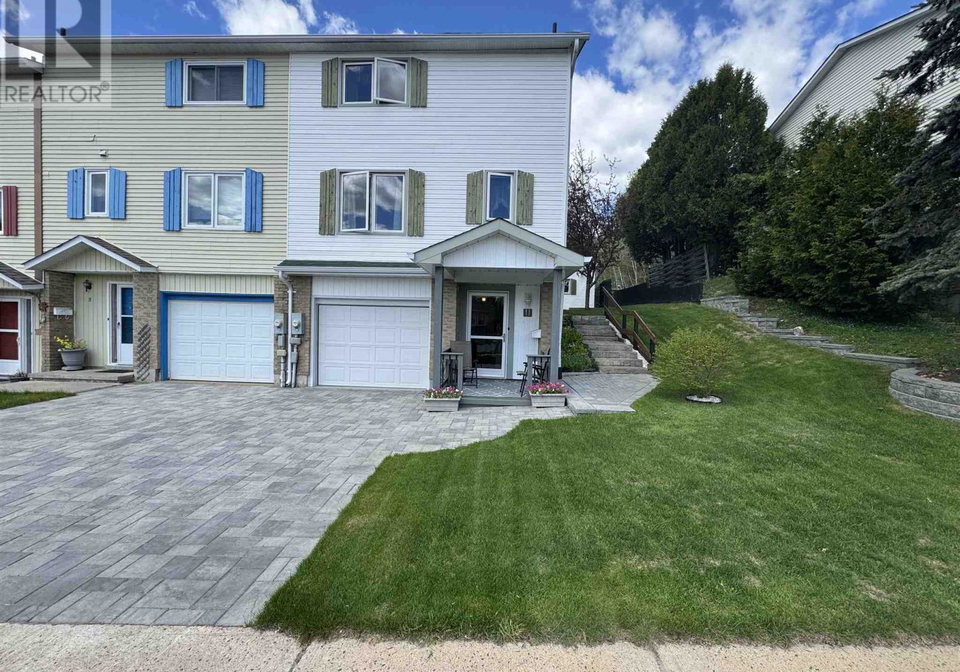 11-gauthier-place-elliot-lake-ontario-sm261216