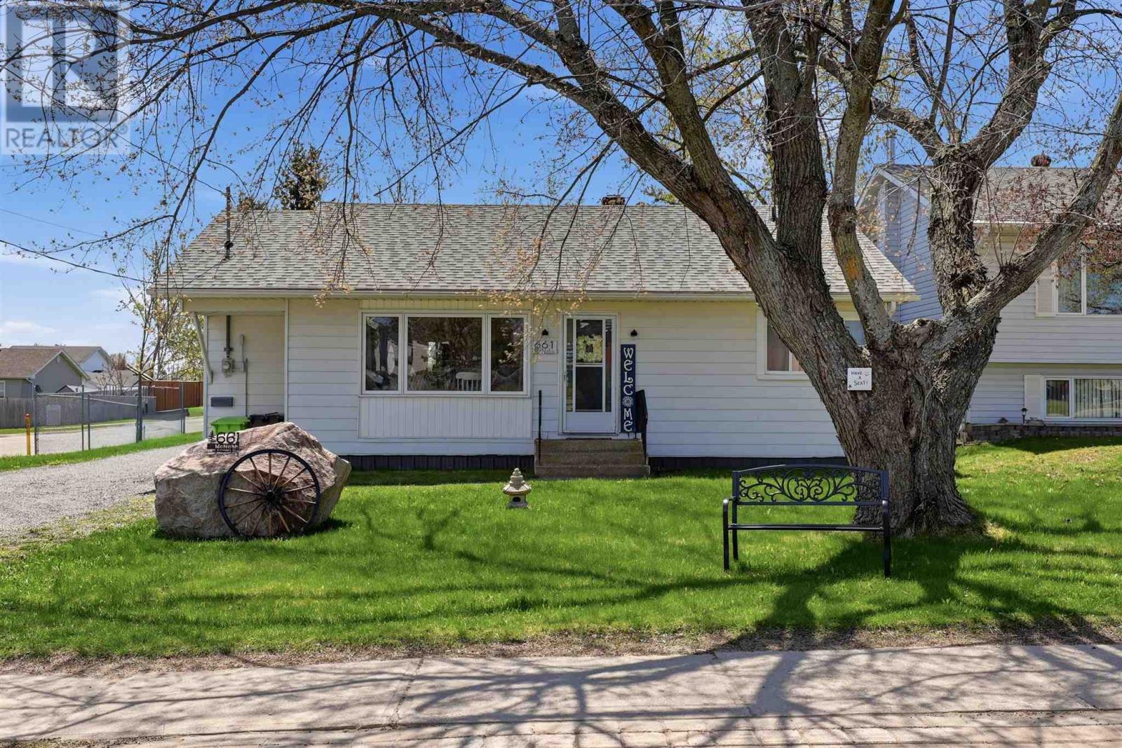 661-mcnabb-street-sault-ste-marie-ontario-sm261220