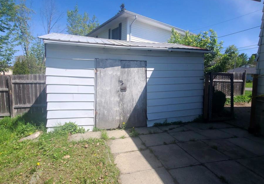 43-poplar-road-elliot-lake-ontario-sm261229