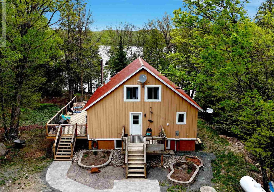 884-dunlop-shores-road-elliot-lake-ontario-sm261256
