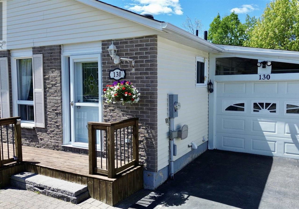 130-taylor-boulevard-elliot-lake-ontario-sm261260