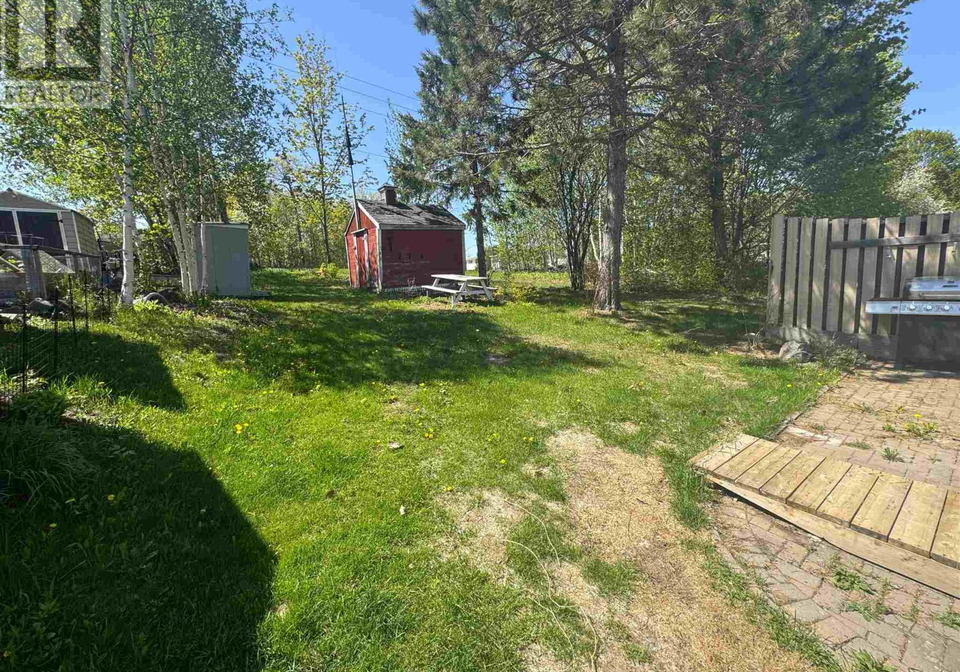 29-colwill-drive-elliot-lake-ontario-sm261261