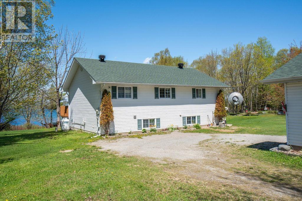 51-albert-ter-goulais-river-ontario-sm261290