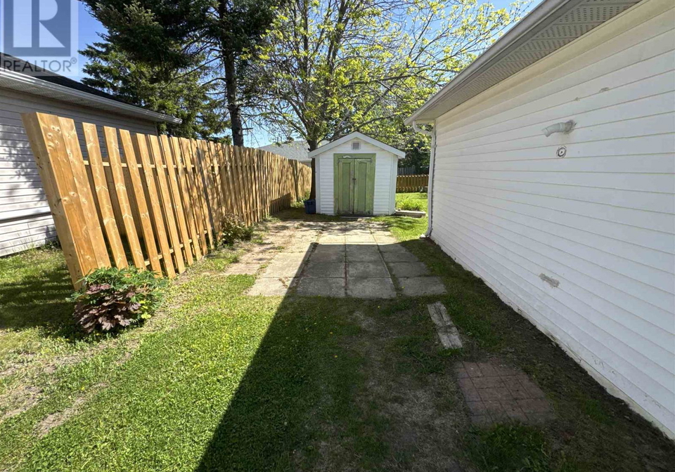 57-stewart-crescent-elliot-lake-ontario-sm261296