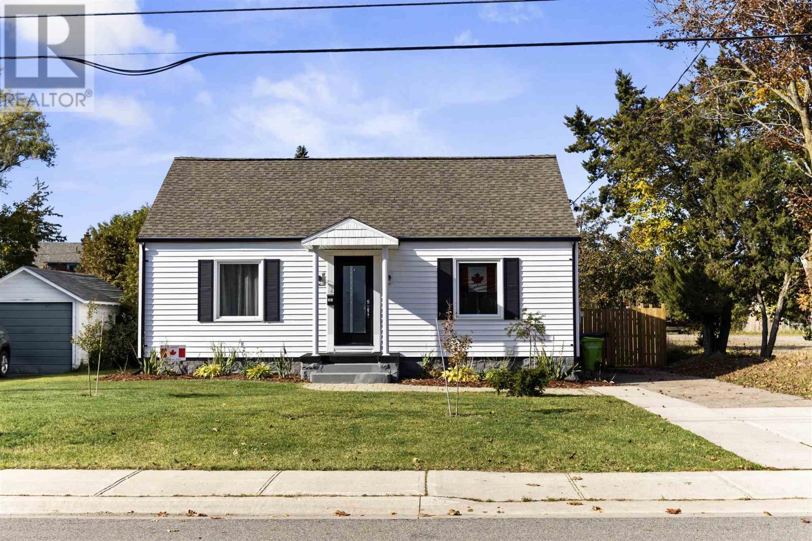 183-upton-road-sault-ste-marie-ontario-sm261353