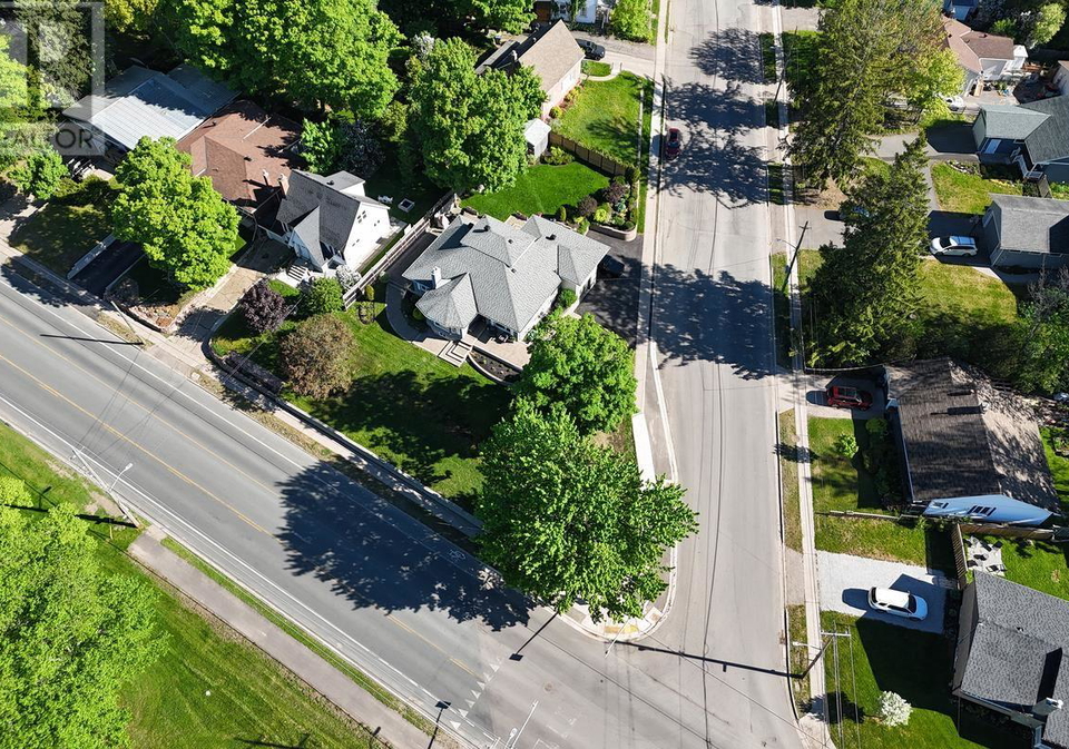 1354-queen-street-e-sault-ste-marie-ontario-sm261370