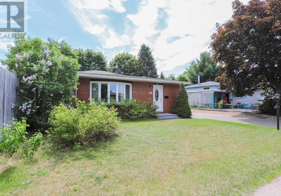 53-chambers-avenue-sault-ste-marie-ontario-sm261375