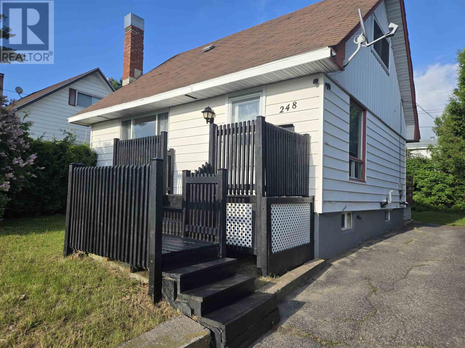 248-hillside-drive-s-elliot-lake-ontario-sm261417