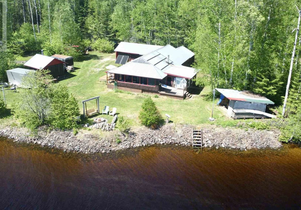 man057-whitefish-lake-wawa-ontario-sm261421