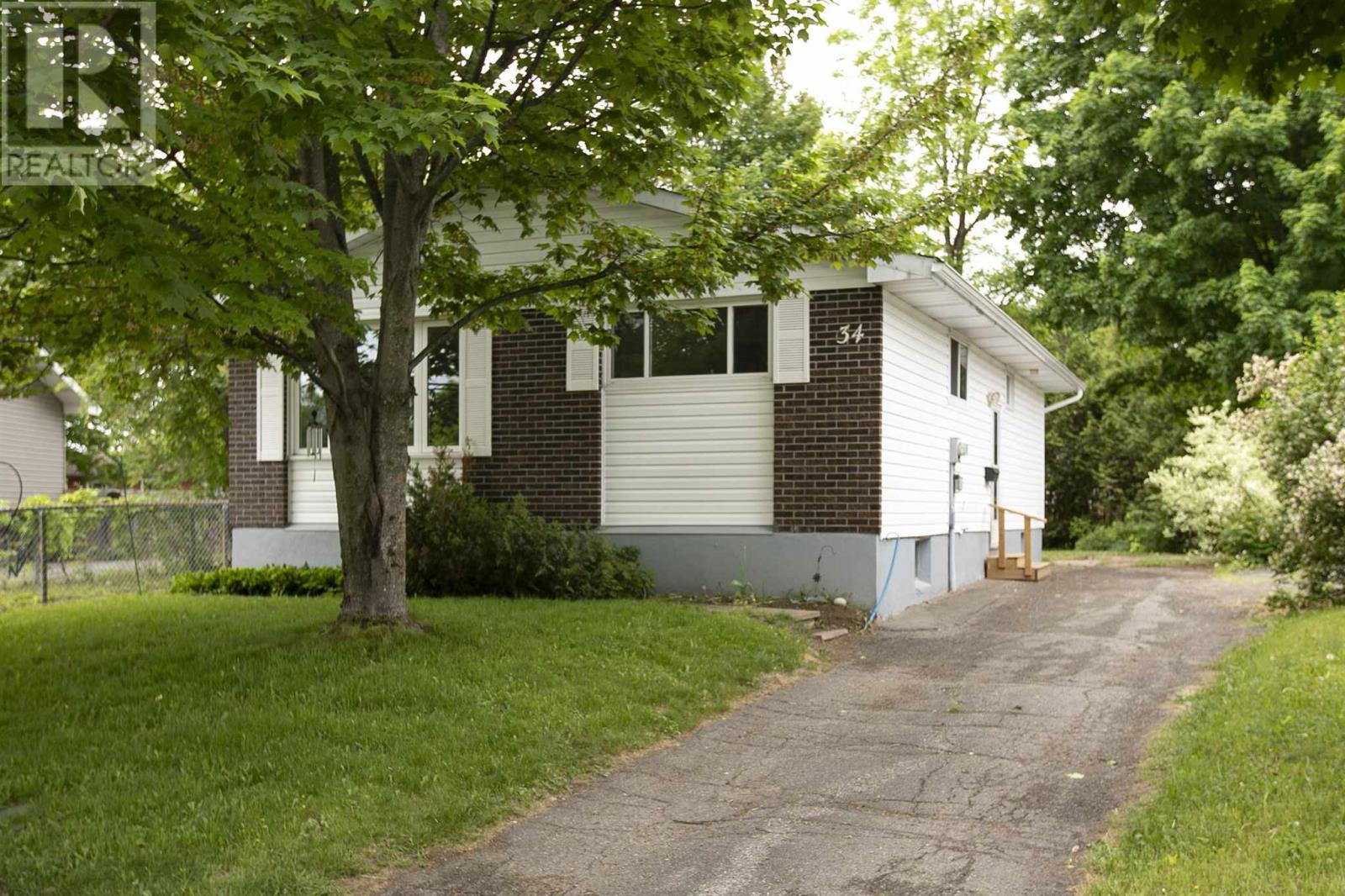 34-dauphin-drive-sault-ste-marie-ontario-sm261428