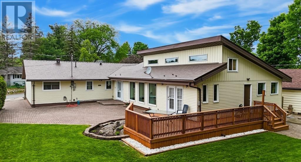 8-hemlock-place-elliot-lake-ontario-sm261434