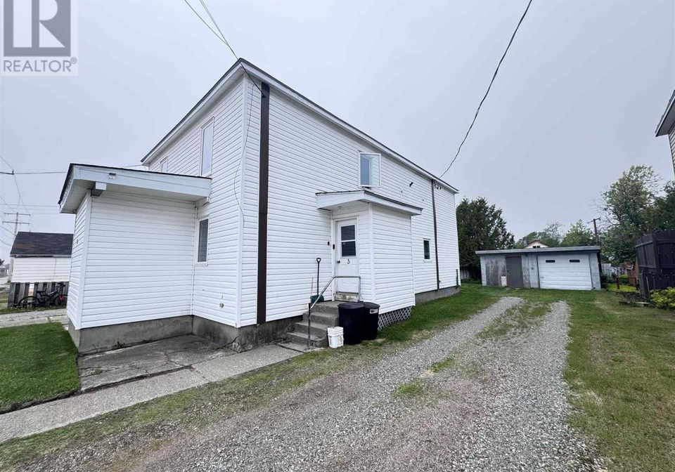 18-mckinley-avenue-wawa-ontario-sm261442
