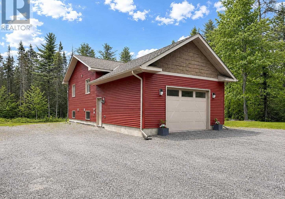 820-airport-road-sault-ste-marie-ontario-sm261443