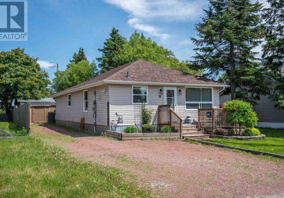 18-cameron-avenue-sault-ste-marie-ontario-sm261453
