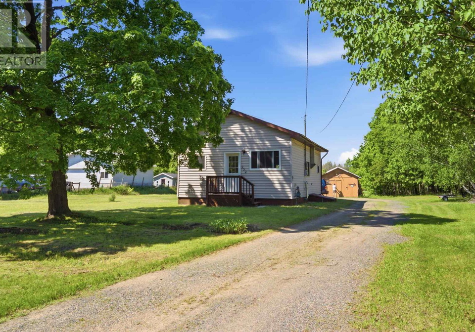 252-youngfox-road-blind-river-ontario-sm261470