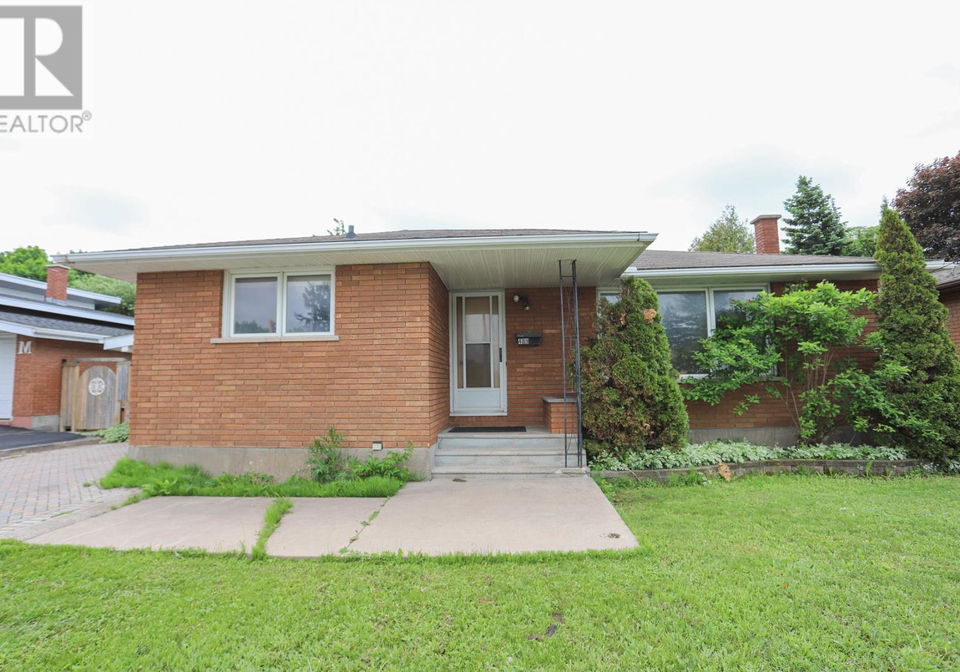 489-mcnabb-street-sault-ste-marie-ontario-sm261490