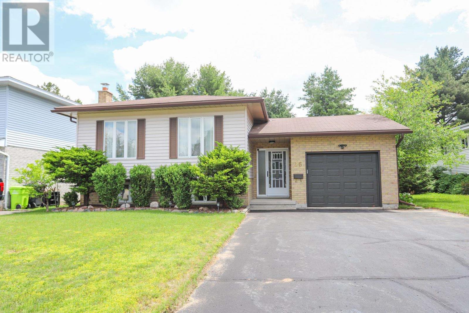 36-autumn-drive-sault-ste-marie-ontario-sm261508