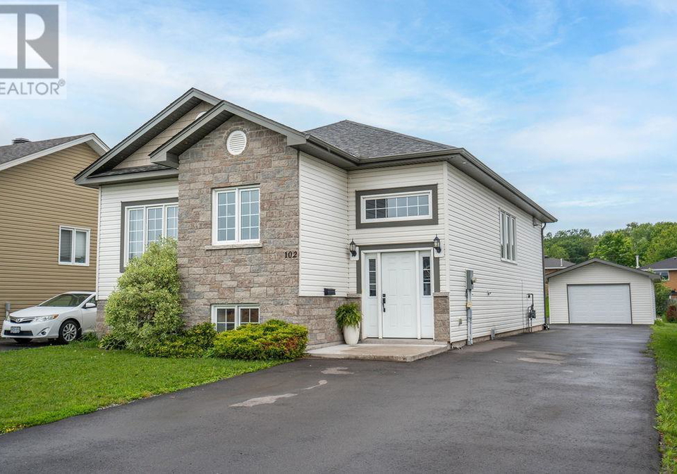 102-central-creek-drive-sault-ste-marie-ontario-sm261511