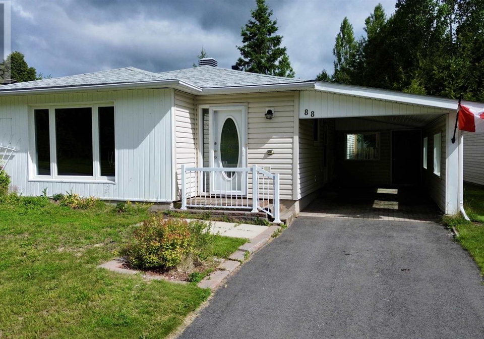 88-esten-drive-s-elliot-lake-ontario-sm261519
