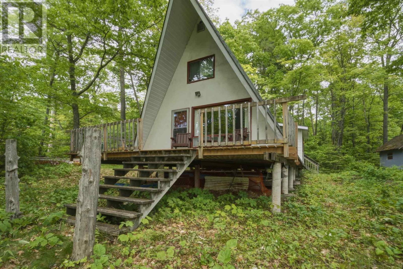 1539-mississagi-bay-road-huron-shores-ontario-sm261520