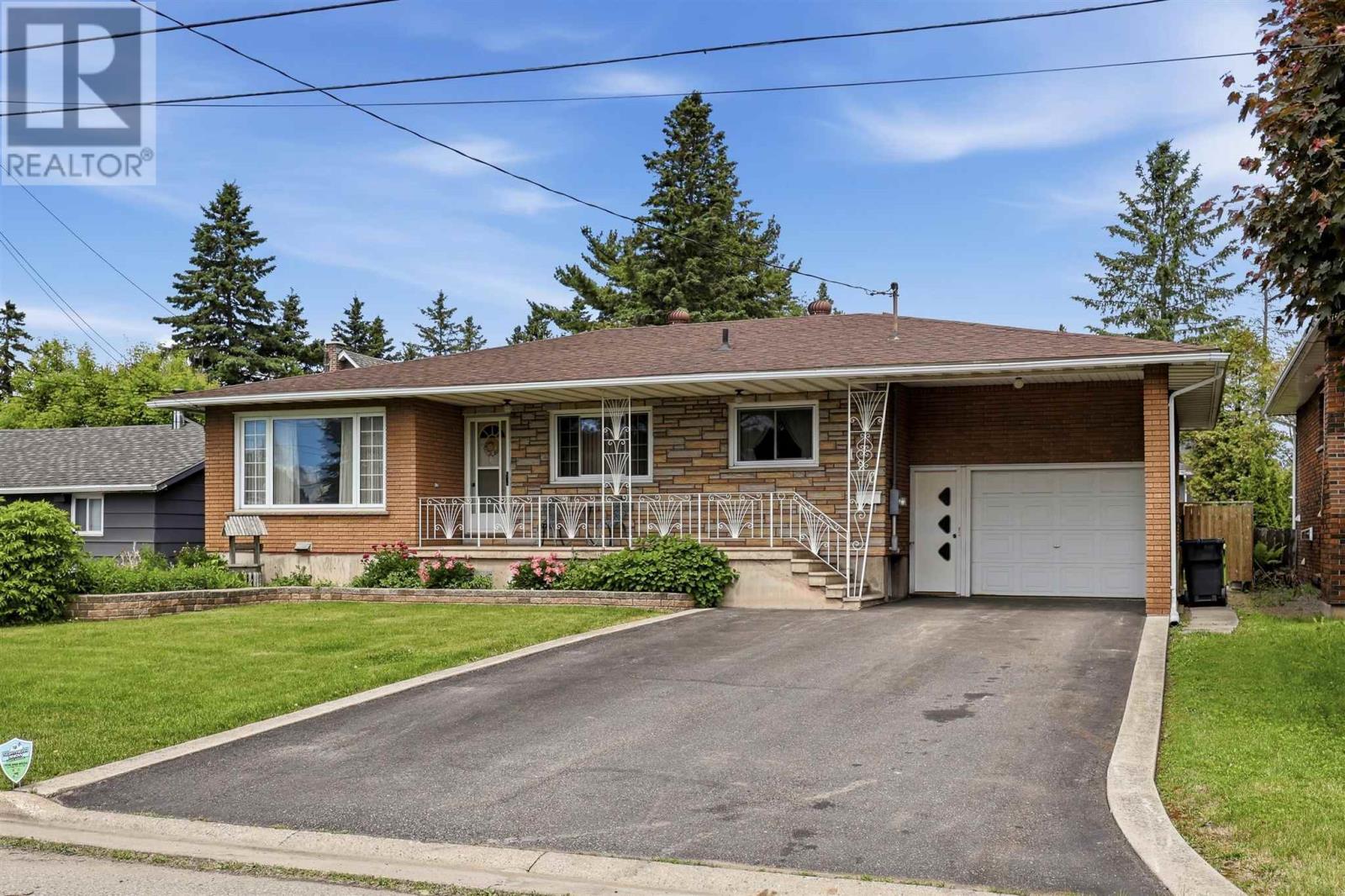 120-vivian-avenue-sault-ste-marie-ontario-sm261536