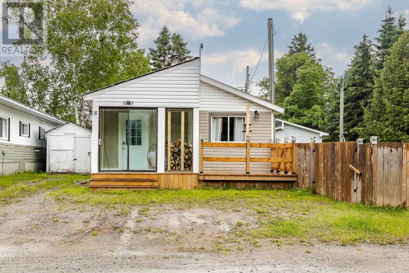 15-8-fish-hatchery-road-sault-ste-marie-ontario-sm261613