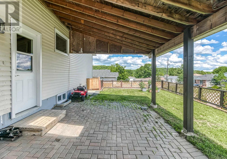 25-laprairie-crescent-elliot-lake-ontario-sm261625