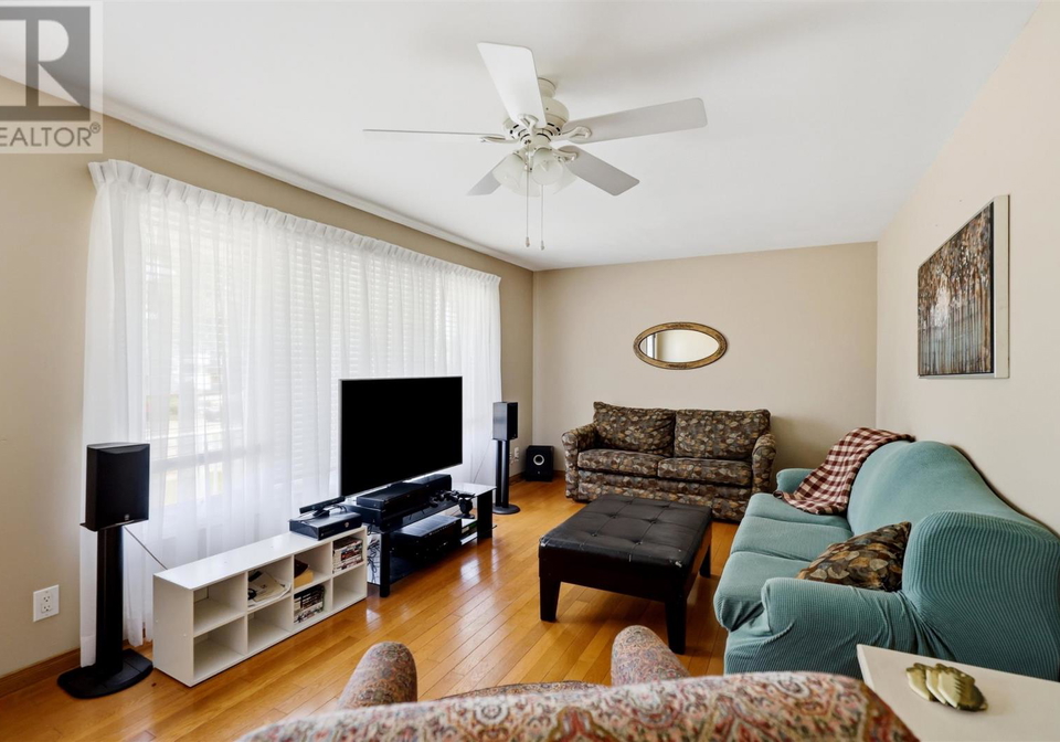 183-meadow-park-crescent-sault-ste-marie-ontario-sm261638
