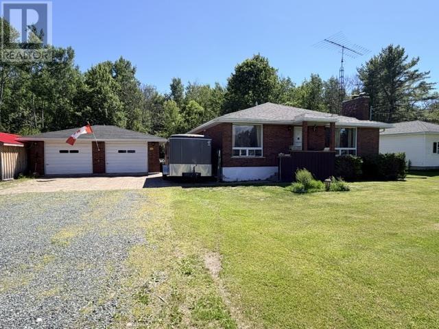 26145-highway-17-e-blind-river-ontario-sm261657