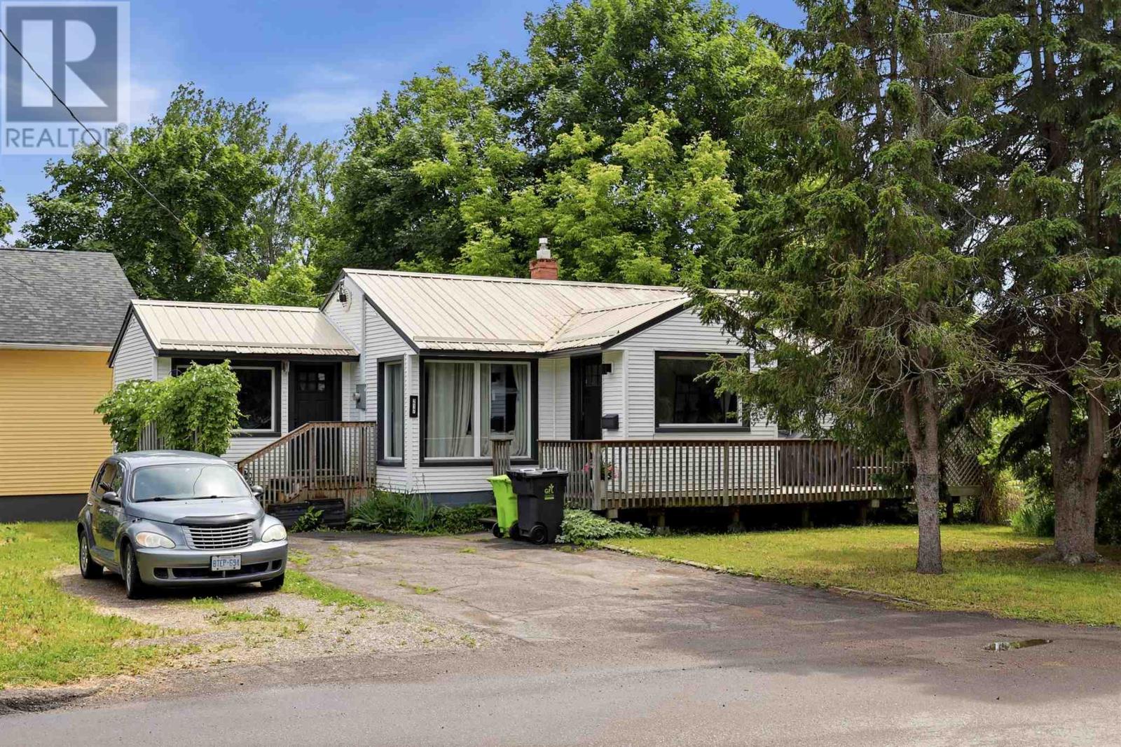 217-birch-street-sault-ste-marie-ontario-sm261677