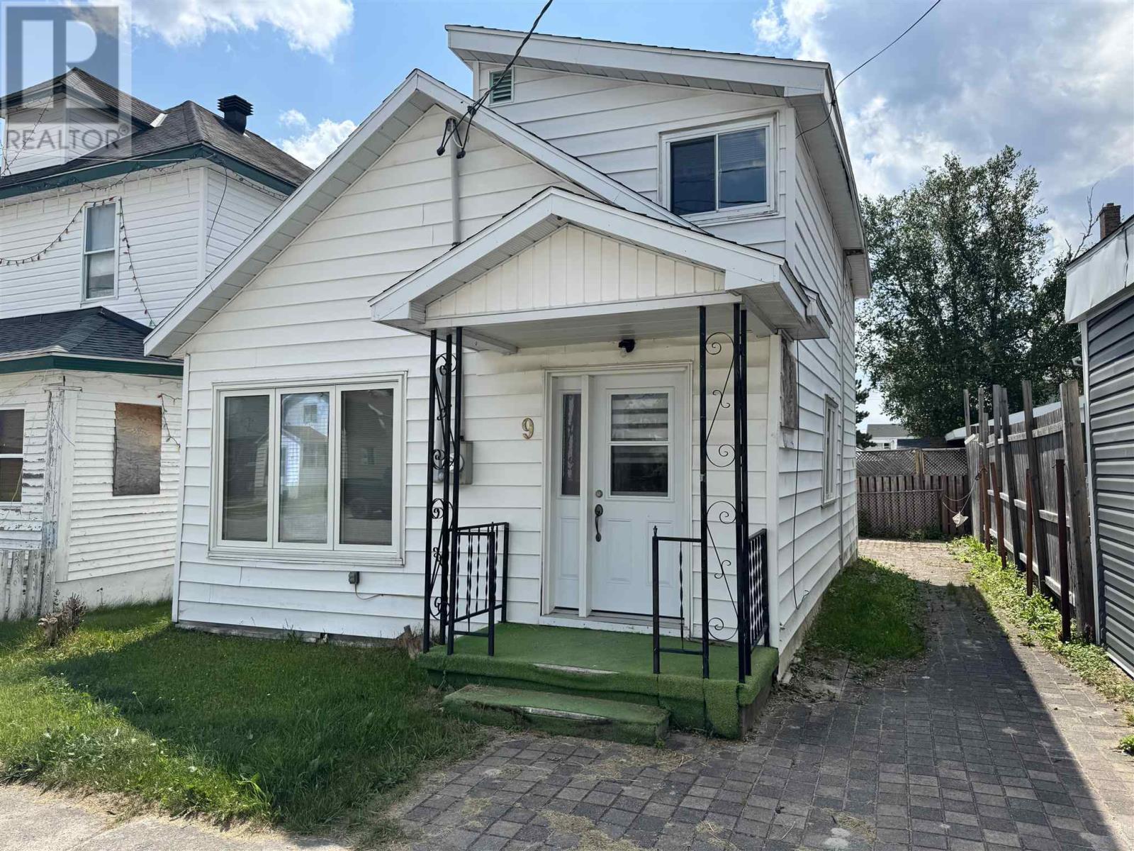 9-aberdeen-street-s-chapleau-ontario-sm261705
