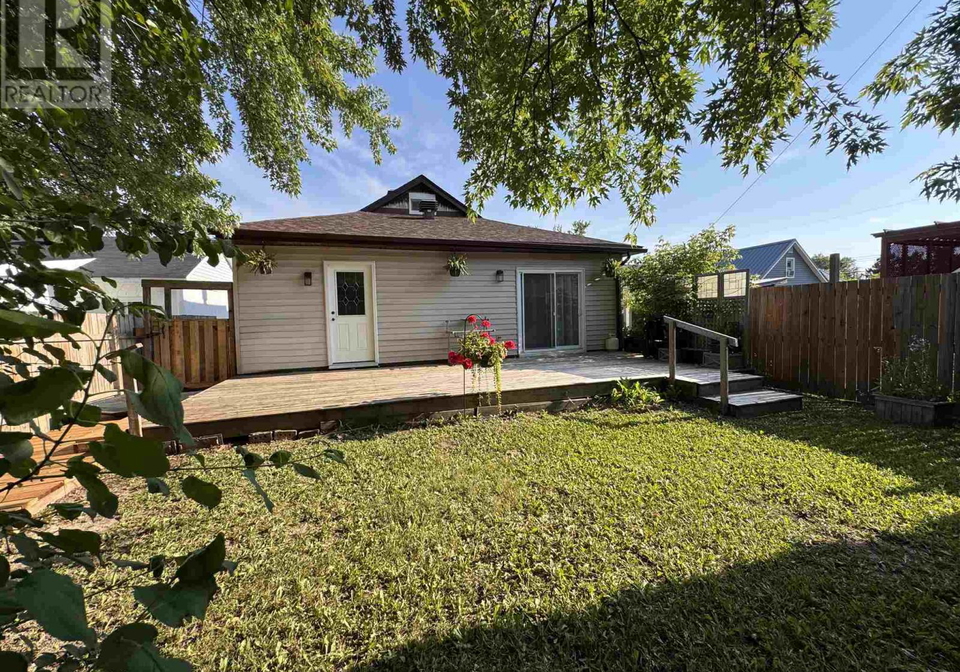 32-champlain-street-sault-ste-marie-ontario-sm261708
