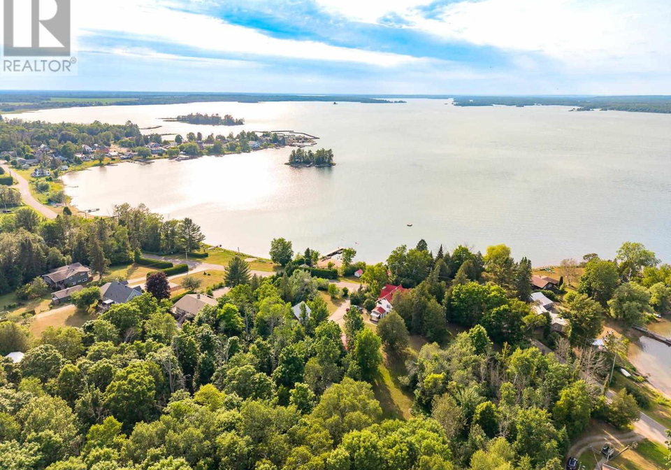 1805-shore-road-richards-landing-ontario-sm261709