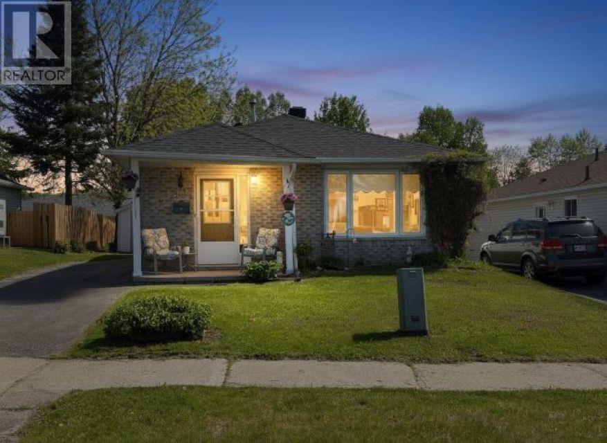 57-stewart-crescent-elliot-lake-ontario-sm261710