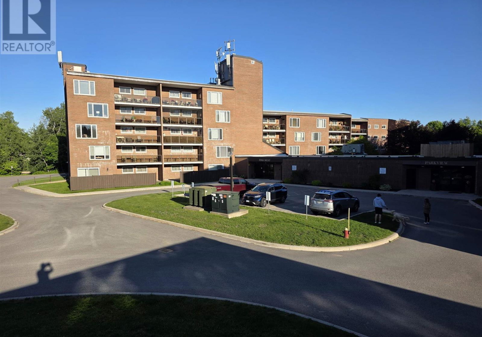 303-macdonald-avenue-208-sault-ste-marie-ontario-sm261732