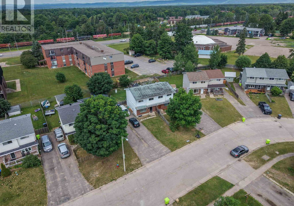 75-robin-street-sault-ste-marie-ontario-sm261770