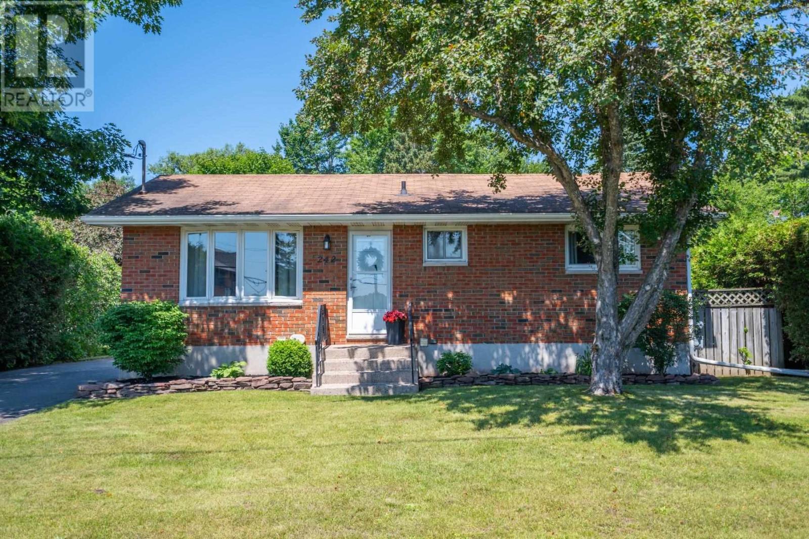 242-river-road-sault-ste-marie-ontario-sm261774