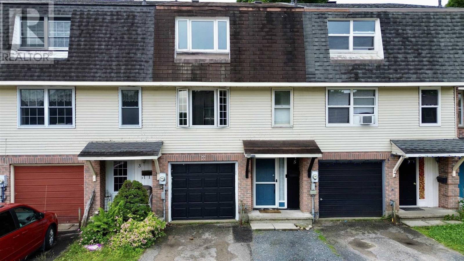 5-highland-place-elliot-lake-ontario-sm261792