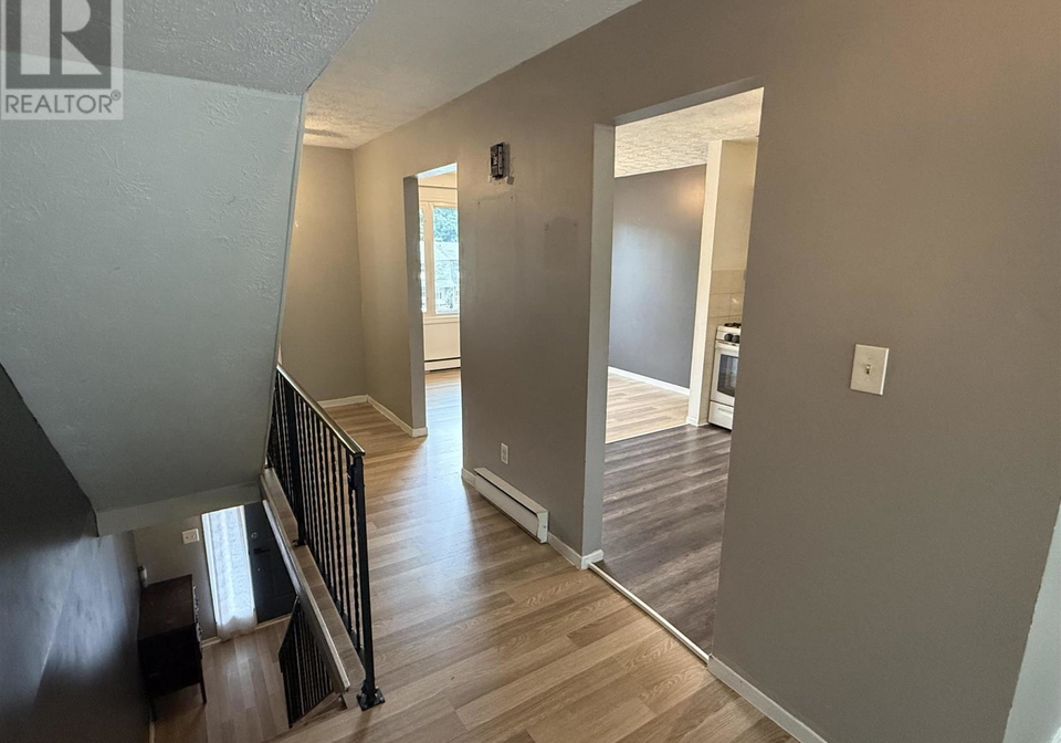 5-highland-place-elliot-lake-ontario-sm261792