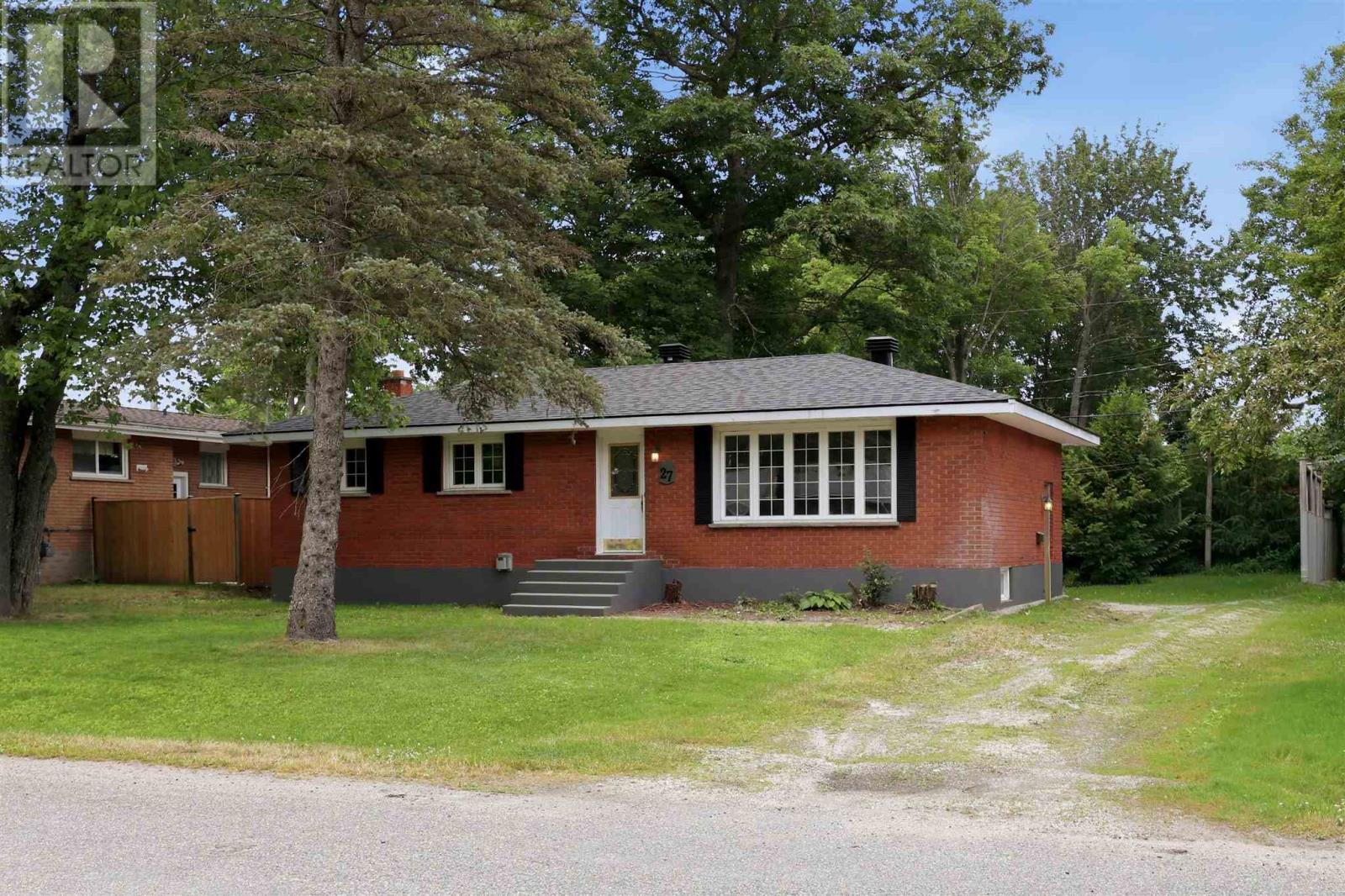 27-northwood-street-sault-ste-marie-ontario-sm261804