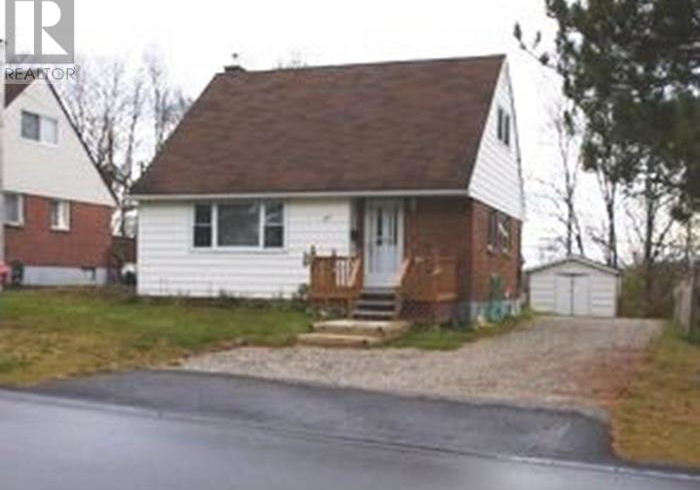 40-robertson-road-elliot-lake-ontario-sm261807