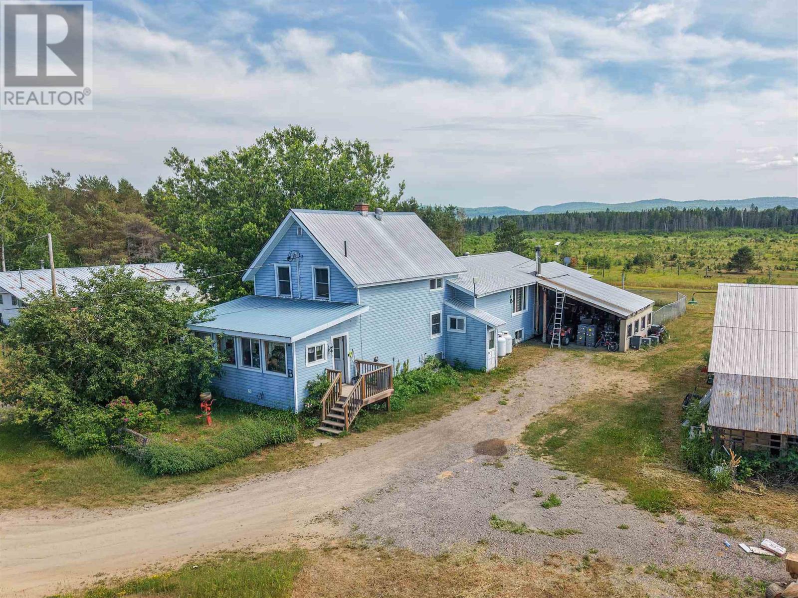 833-highway-552-e-goulais-river-ontario-sm261818