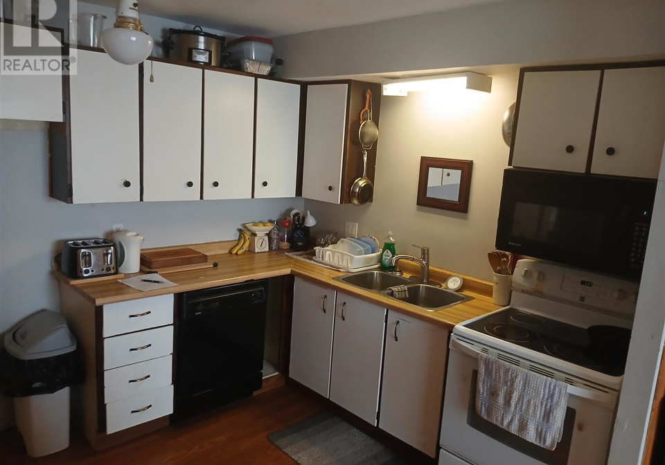 13-gauthier-place-elliot-lake-ontario-sm261821