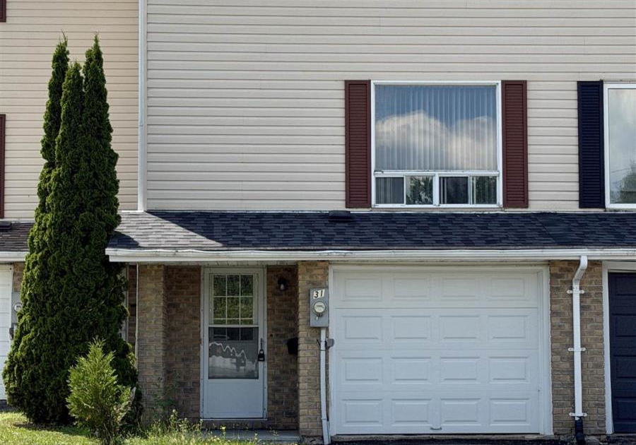 31-forest-place-elliot-lake-ontario-sm261833