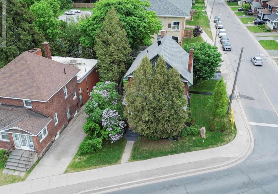 951-wellington-street-sault-ste-marie-ontario-sm261837