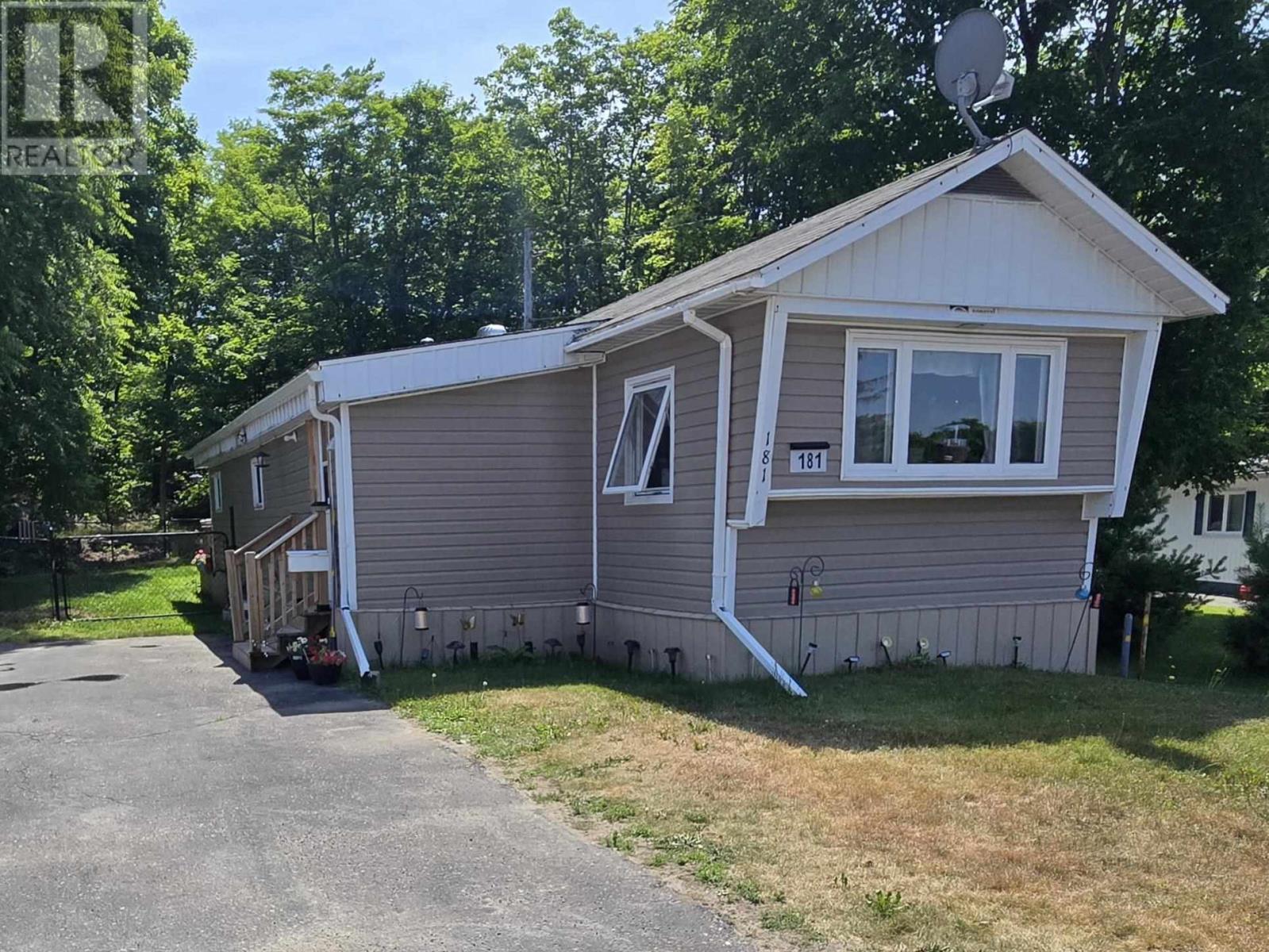 181-westhill-road-elliot-lake-ontario-sm261838