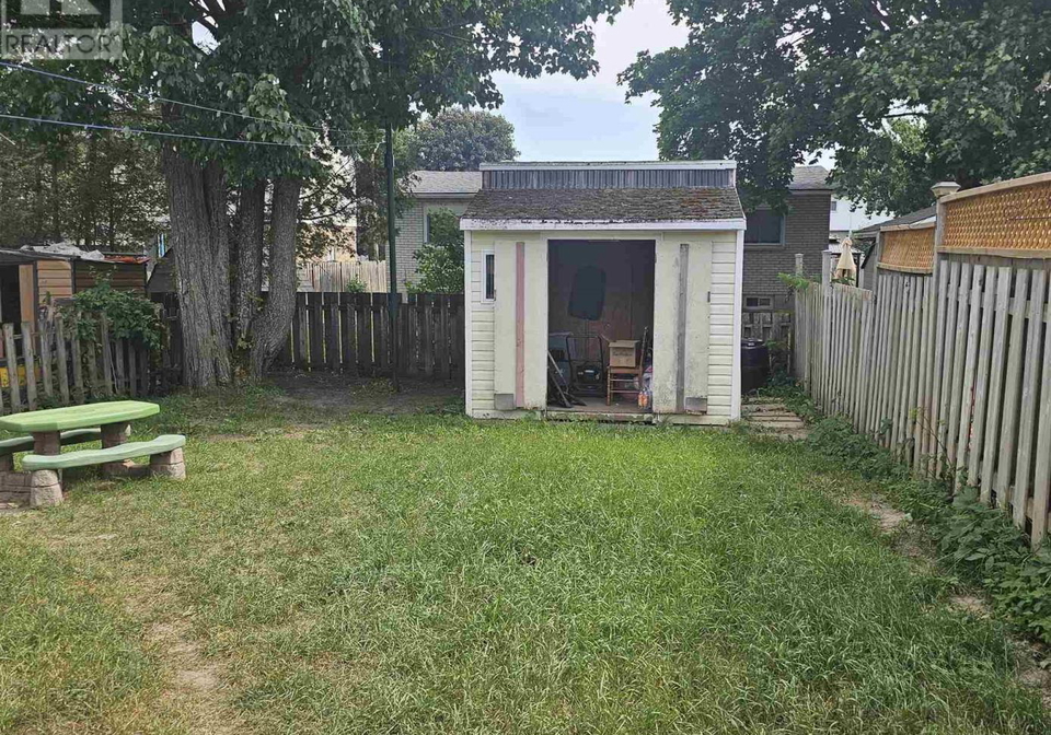 25-cambridge-drive-sault-ste-marie-ontario-sm261857