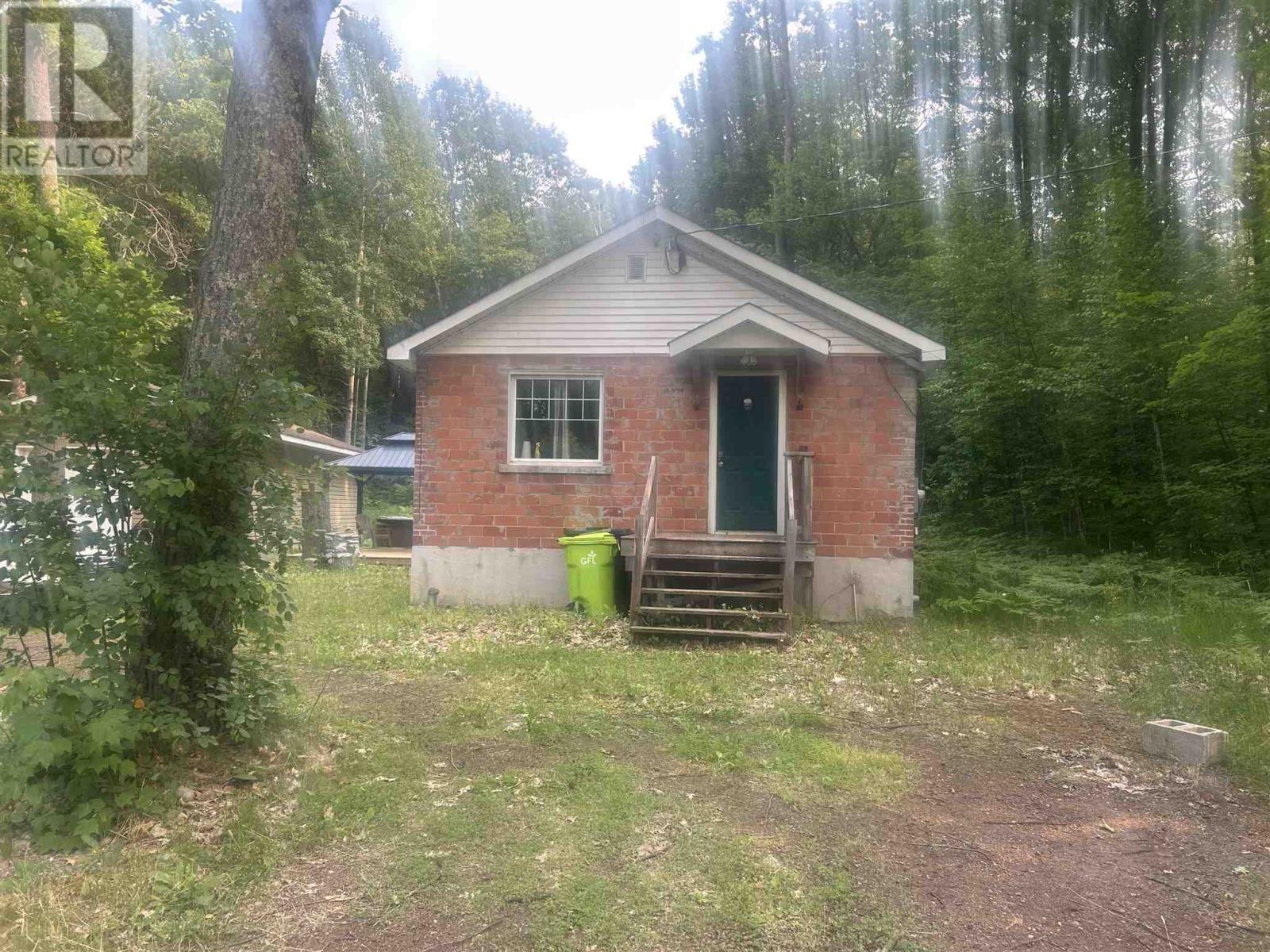 4760-second-lin-w-prince-township-ontario-sm261872