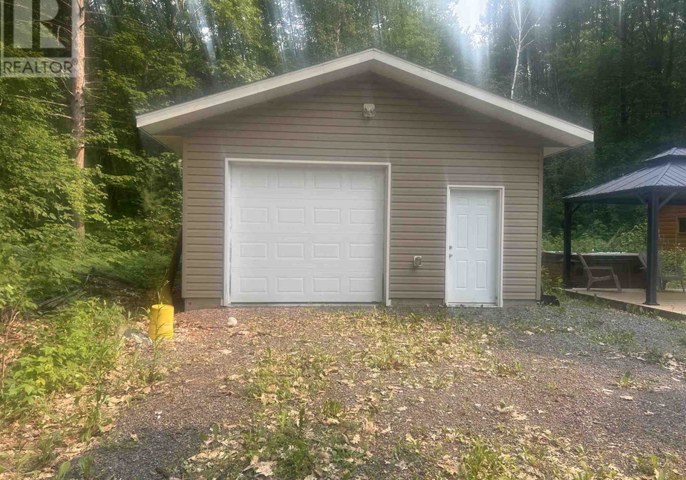 4760-second-lin-w-prince-township-ontario-sm261872