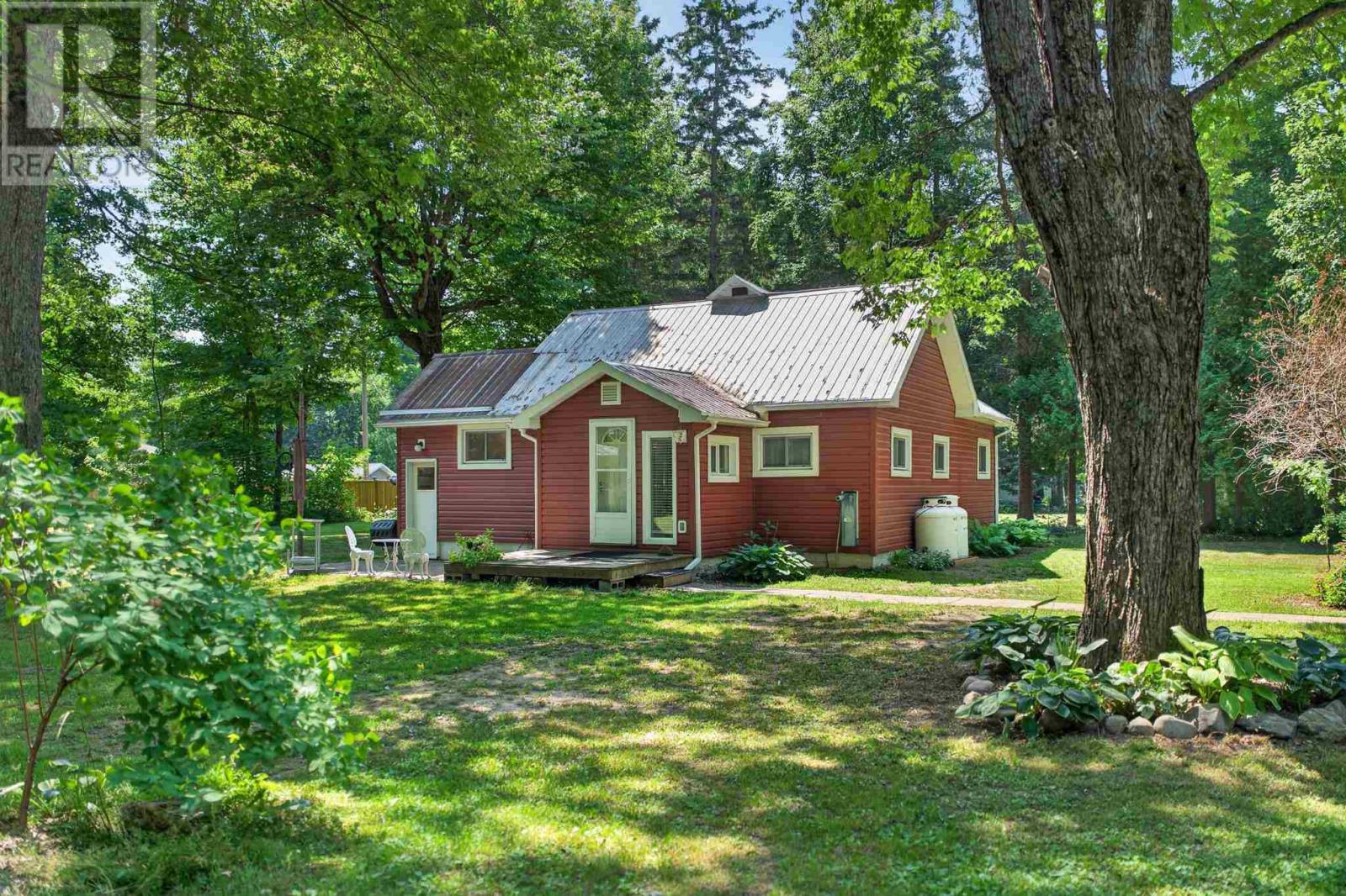 30-rooley-ln-goulais-river-ontario-sm261874